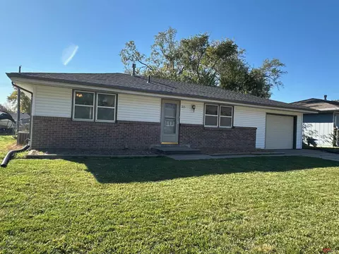 325 Nelson St, Lincoln, NE 68521