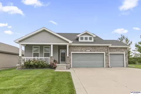 8051 N 158 St, Bennington, NE 68007
