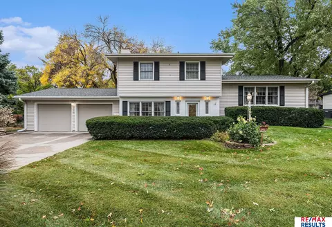 10015 Emmet St, Omaha, NE 68134