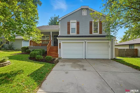 3401 Briarwood Ave, Lincoln, NE 68516