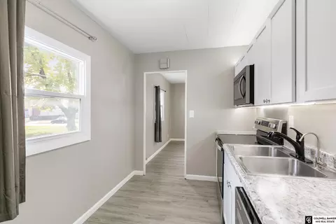 Kitchen - 1324 N 7th St, Beatrice, NE 68310 photo 2 of 4