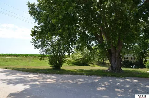 1714 Murray Rd, Plattsmouth, NE 68048