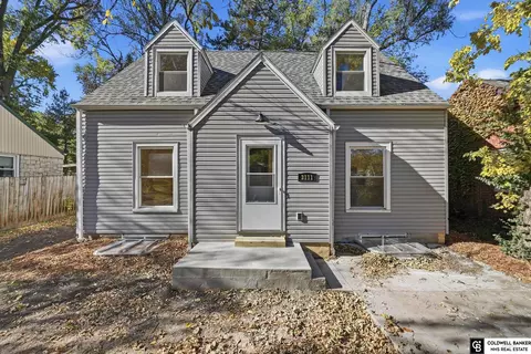 3111 S 44th St, Lincoln, NE 68506