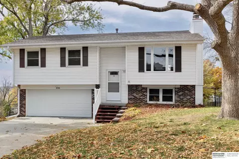 8508 S 45th Ave, Bellevue, NE 68157