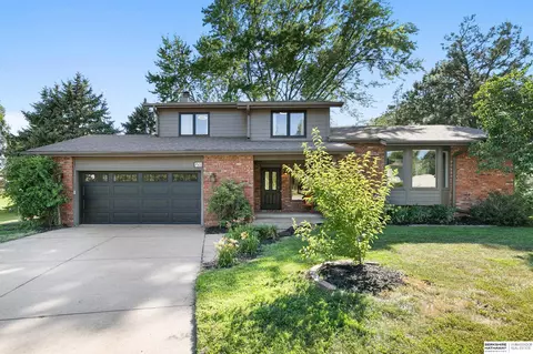 7501 Otoe Pl, Lincoln, NE 68506