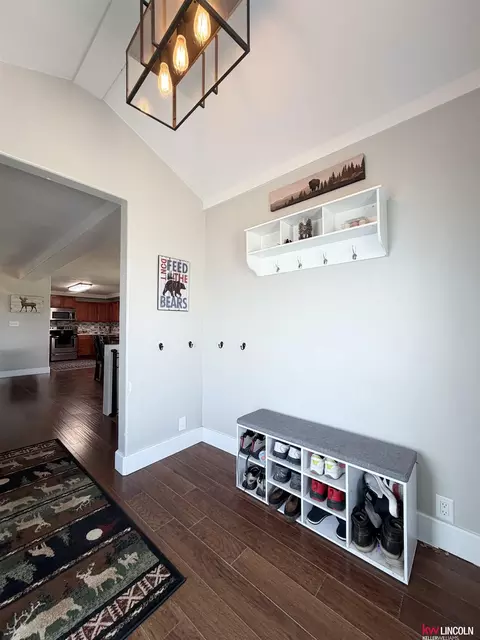 Entry Way - 26855 SW 89 Rd, Beatrice, NE 68310 photo 1 of 4