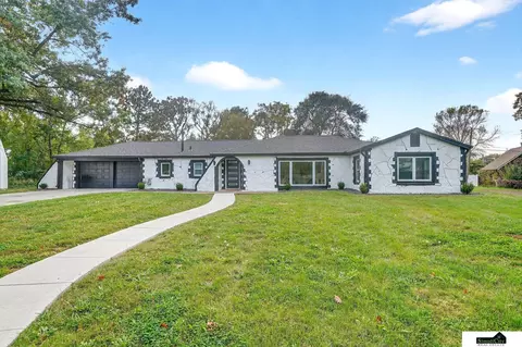 1005 N 41 St, Lincoln, NE 68503