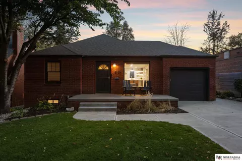 5139 Erskine St, Omaha, NE 68104