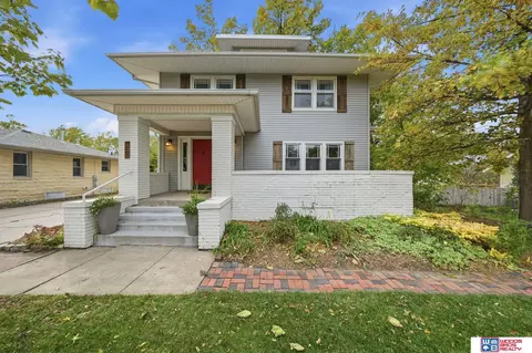 3247 S 40th St, Lincoln, NE 68506