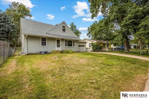 3901 S 20th St, Lincoln, NE 68502