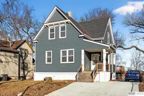 4032 Seward St, Omaha, NE 68111