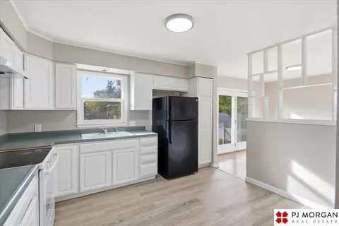 3927 Read St, Omaha, NE 68112 photo 10