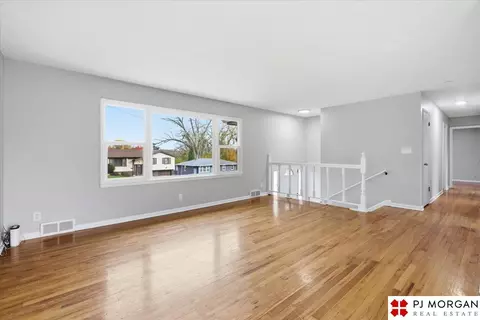 3927 Read St, Omaha, NE 68112 photo 5