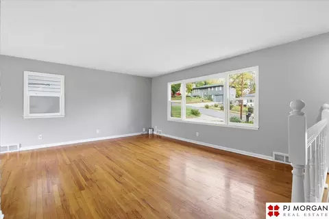 3927 Read St, Omaha, NE 68112 photo 4