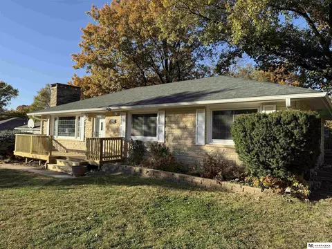 3340 Van Dorn St, Lincoln, NE 68506