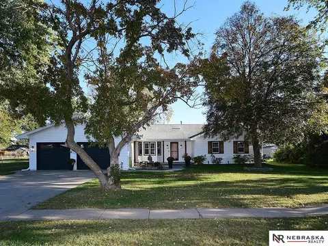404 Madison St, Waterloo, NE 68069