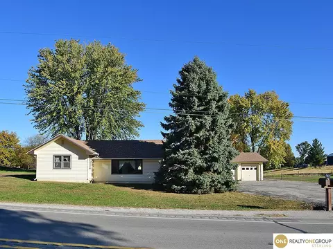 56325 221 St, Glenwood, IA 51534
