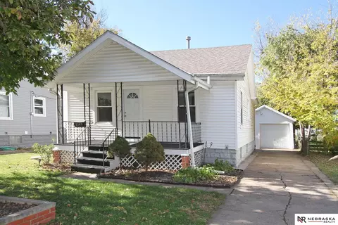 1349 Chautauqua Ave, Lincoln, NE 68510