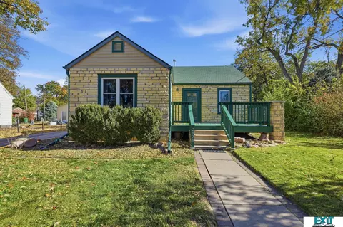 2828 N 56th St, Lincoln, NE 68504