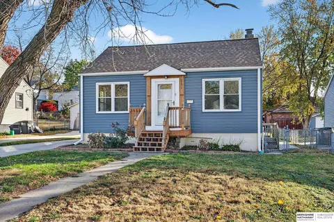 6251 S 41st Ave, Omaha, NE 68107