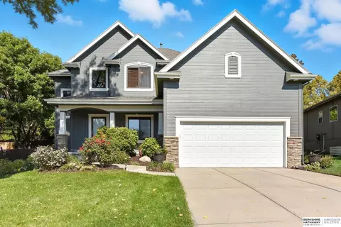18424 Howard St, Elkhorn, NE 68022
