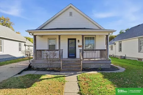 264 N Logan St, Fremont, NE 68025