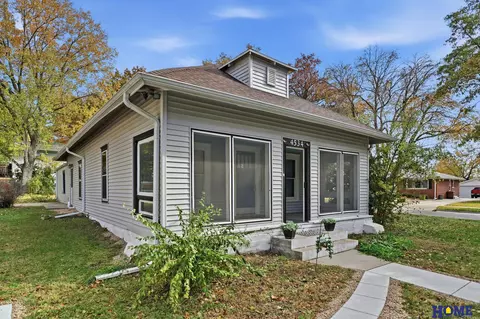 4534 S 54th St, Lincoln, NE 68516