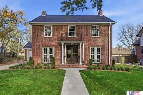 2626 Park Ave, Lincoln, NE 68502