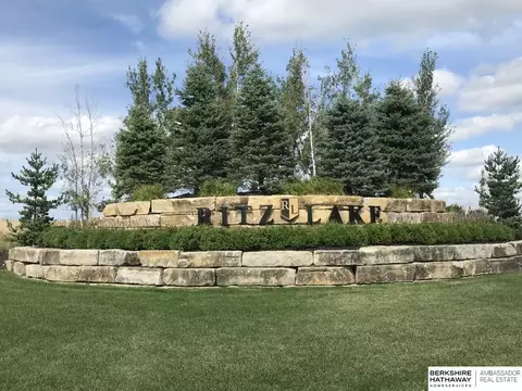 2835 E 34 Ct, Fremont, NE 68025