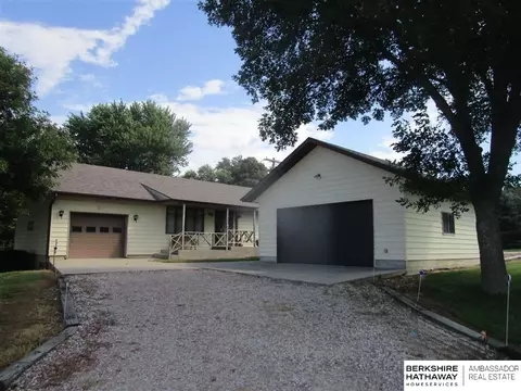 251 1st St, Creston, NE 68631