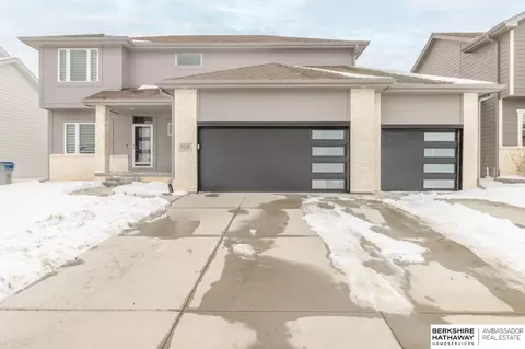 8118 S 196 St, Gretna, NE 68028