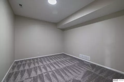 Bedroom - 17517 Patrick Ave, Omaha, NE 68116 photo 7 of 8