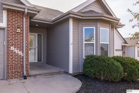 Exterior - 17517 Patrick Ave, Omaha, NE 68116 photo 3 of 9