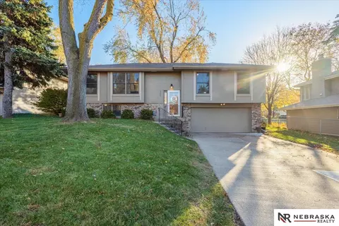 14821 Decatur Plz, Omaha, NE 68154