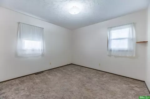 303 Eldora Ave, Weeping Water, NE 68463 photo 9