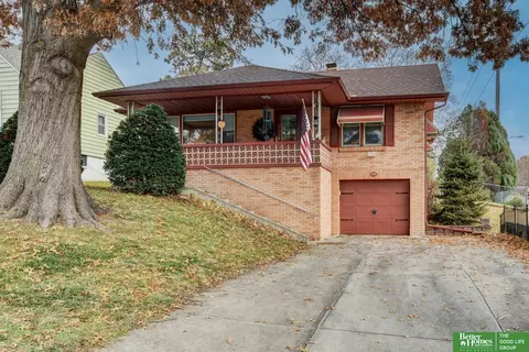 6253 S 41st St, Omaha, NE 68107