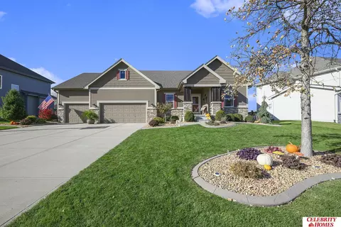 4214 N 207 St, Elkhorn, NE 68022