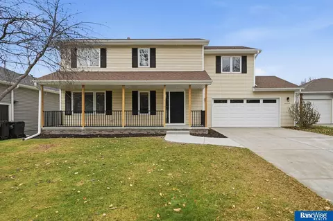 3016 Oneil Pl, Lincoln, NE 68516