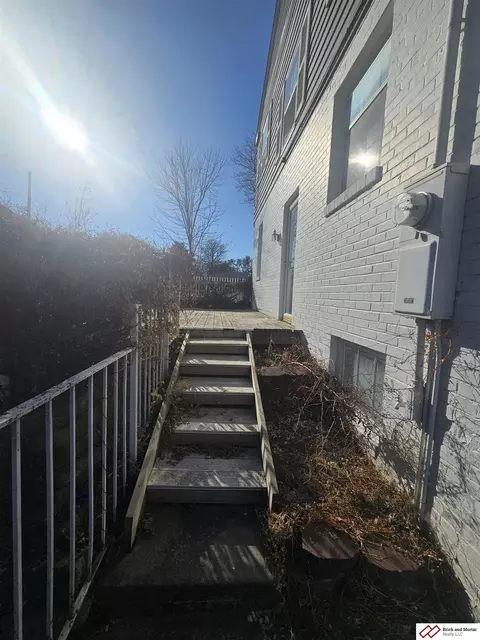 Exterior - 808 Garfield St, Beatrice, NE 68310 photo 6 of 7