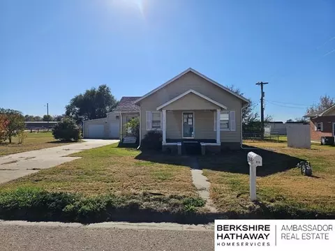 610 Norton St, Cambridge, NE 69022