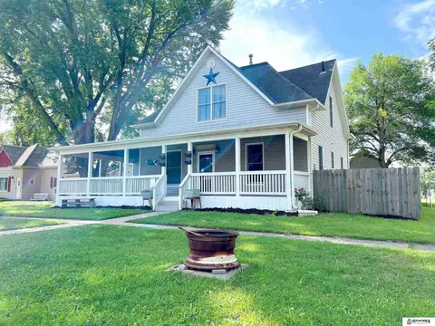 105 E York Ave, De Witt, NE 68341