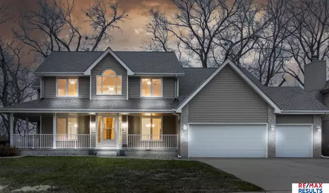 17315 P St, Omaha, NE 68135
