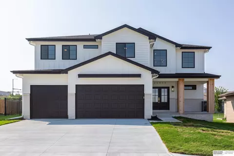 21408 Taylor St, Elkhorn, NE 68022