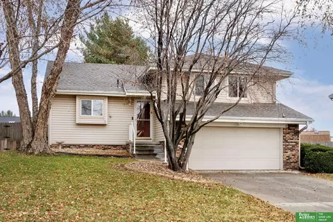 7017 Michelle Ave, La Vista, NE 68128