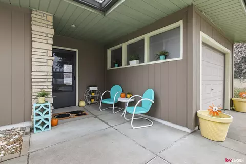 4330 Sumner St, Lincoln, NE 68506