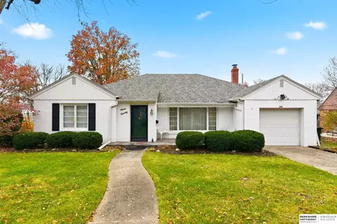 320 S 68th Ave, Omaha, NE 68132