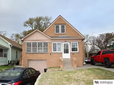 2704 S 13th St, Omaha, NE 68108