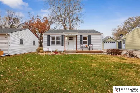 3460 N 53rd St, Lincoln, NE 68504