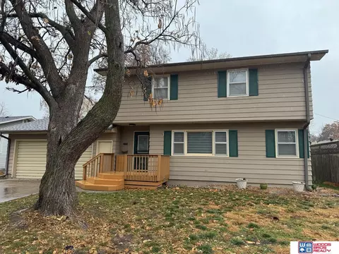 910 N 16th Ave, Beatrice, NE 68310