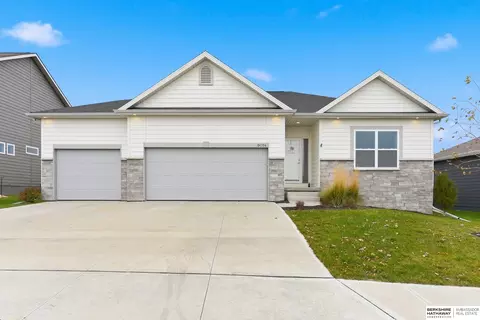 8014 N 167th Ave, Bennington, NE 68007 photo 2